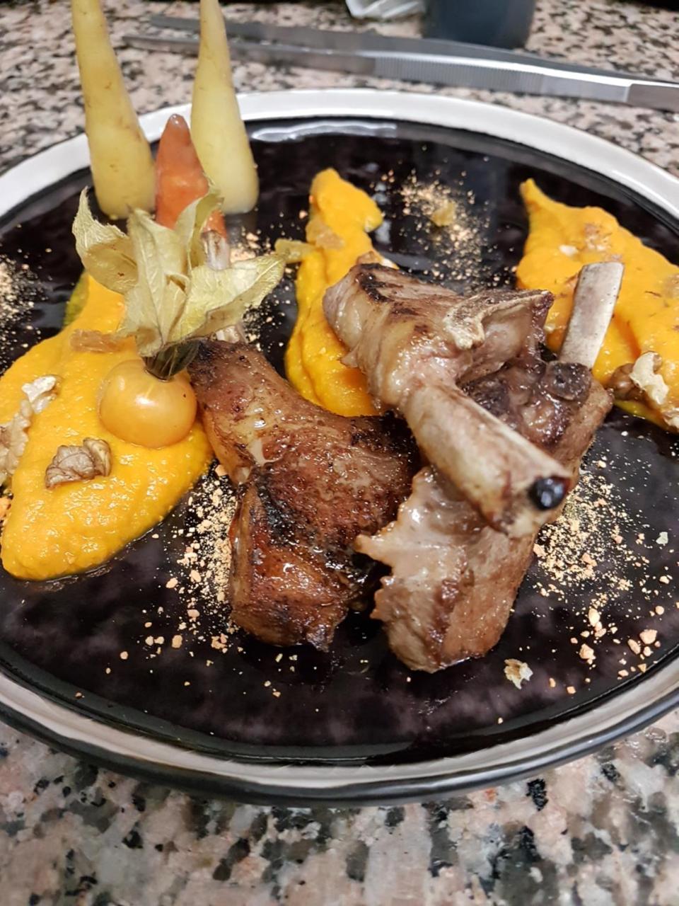 Logis Hotel Restaurant Entre Nous Langeac 외부 사진